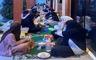 **Pondok Tahfidz Asma Mulia Qur'an Jalin Silaturahmi Melalui Acara Buka Puasa Bersama**